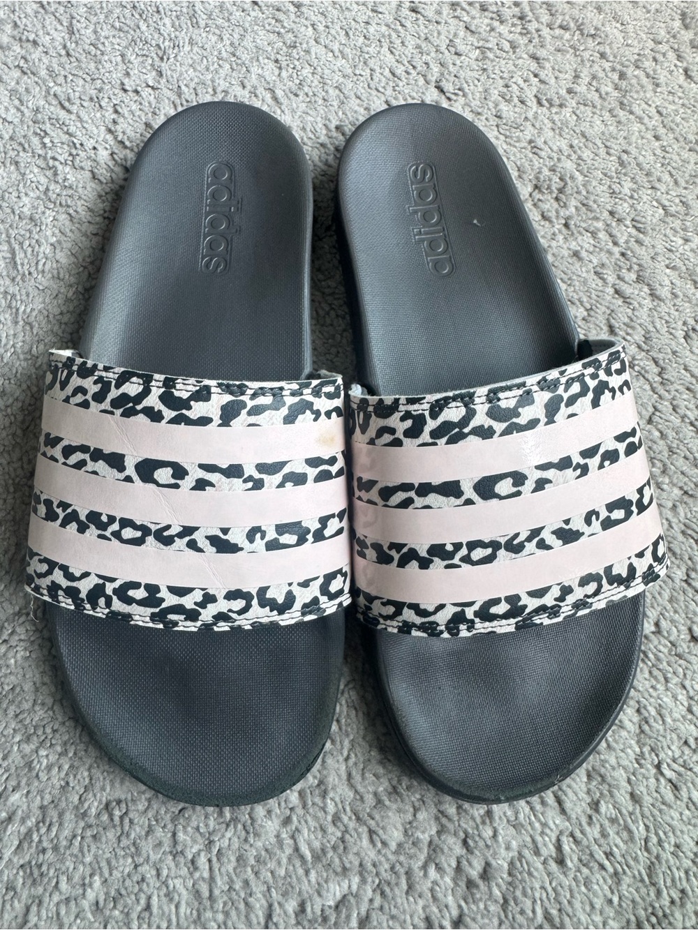 adidas Women’s Black Slide Sandals with Light Pink Leopard Strap size 9